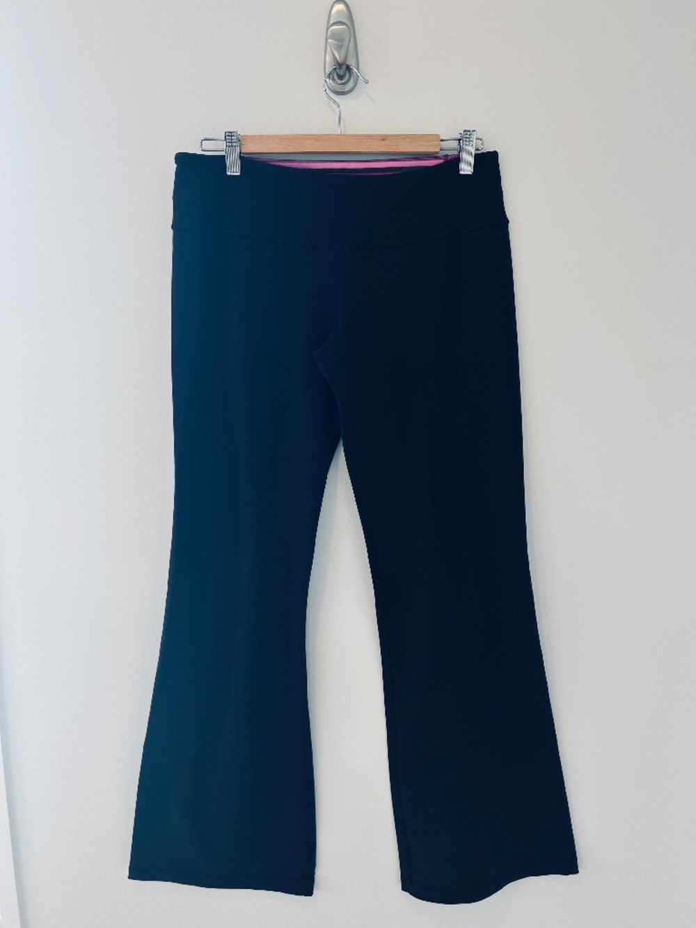 Lululemon Vintage Reversible Groove Pant in Black Sz 10 - EUC